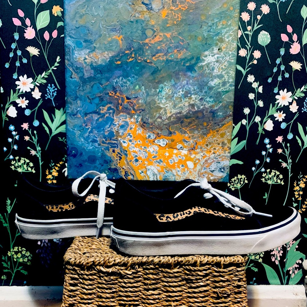 Vans Missy Size 6